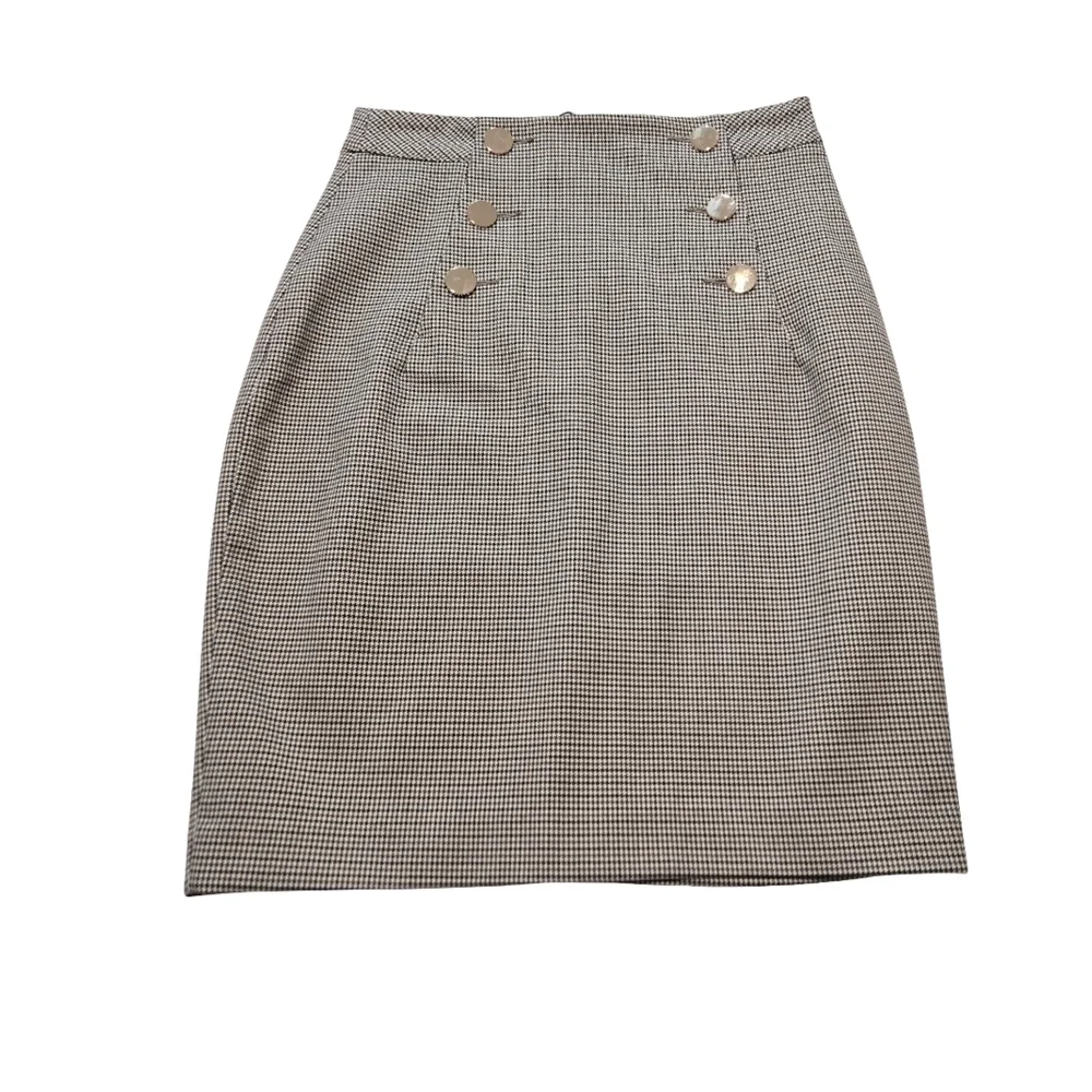 H&M Gray Knee-Length Pencil Skirt Work (New)
